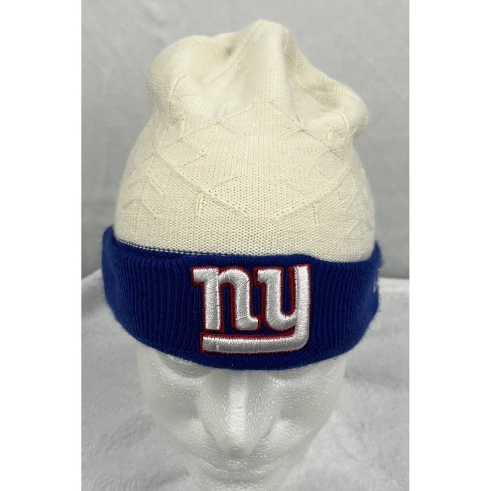 EUC New Era Women's New York Giants Cream Blue Snowflake Winter Cuffed Knit Hat